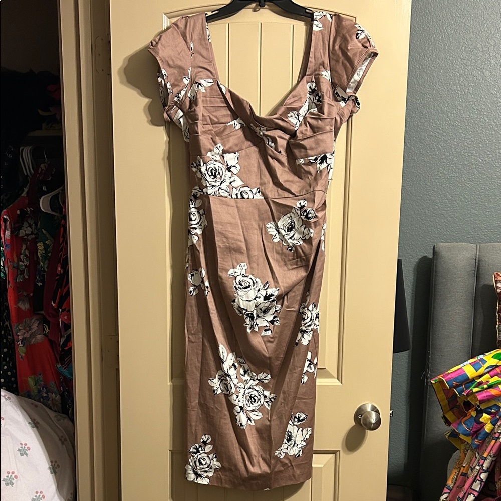 Stop Staring Brown Floral Midi Dress